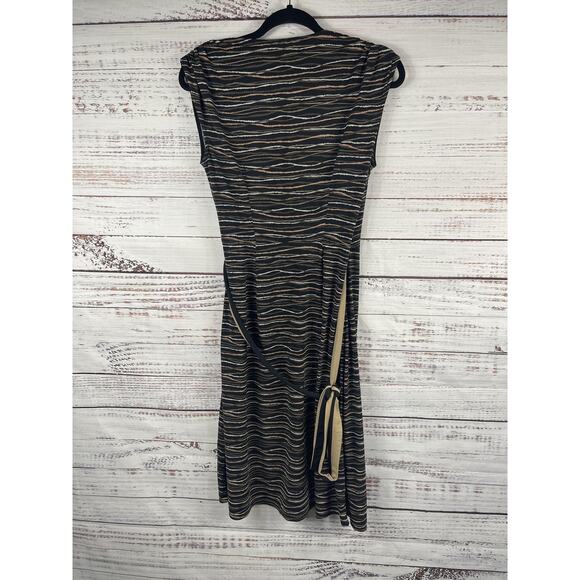 BCBGMAXAZRIA Dress Womens Medium Black Stripe Wrap V Neck Jersey Knit Midi Work - Picture 7 of 9